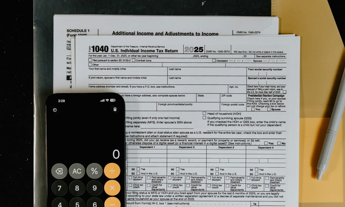 Alerta: Caixinha Nova no IRS Form 1040 Pode Afetar Seu Processo de Cidadania Americana